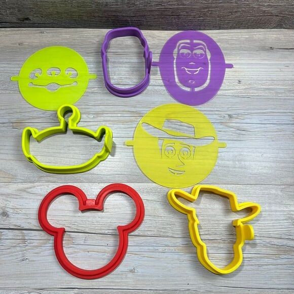 Pampered Chef Toy Story Pancake & Stencil Set - Picture 1 of 4